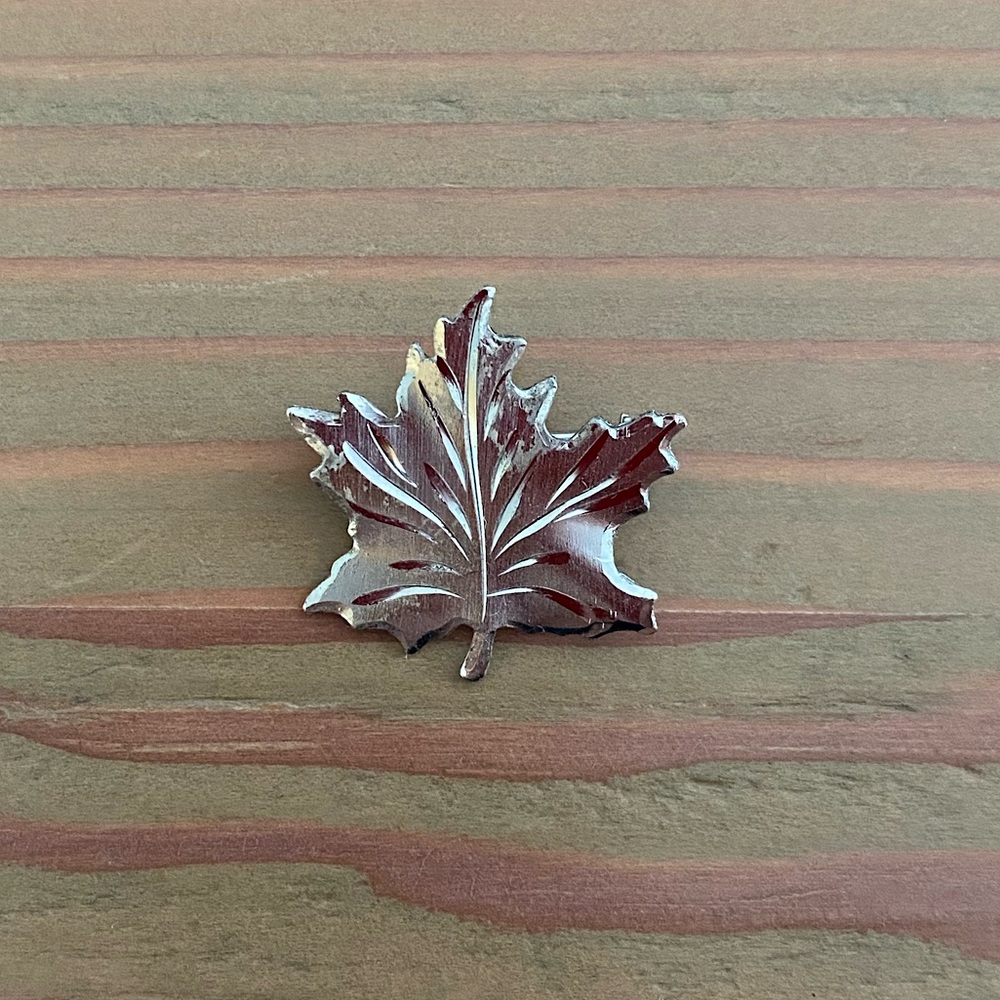 Ladye Fayre Sterling maple leaf brooch
